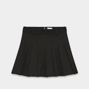 Aritzia Pleated Micro Skort B